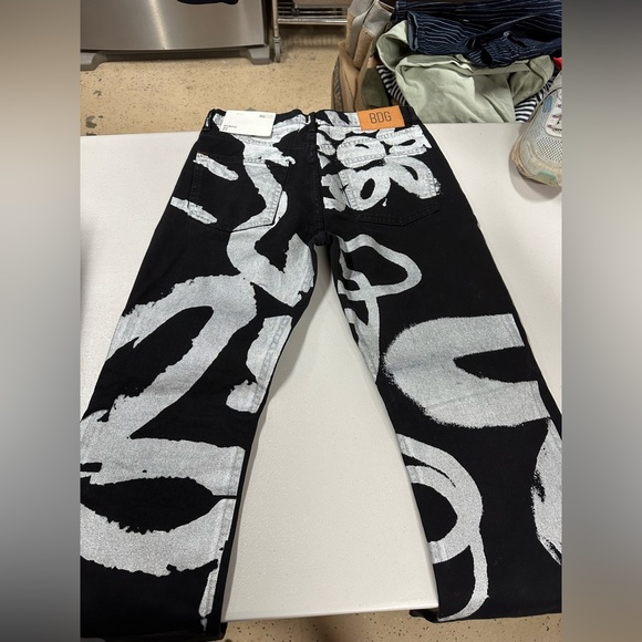 Urban Outfitters jeans - Picture 2 of 3